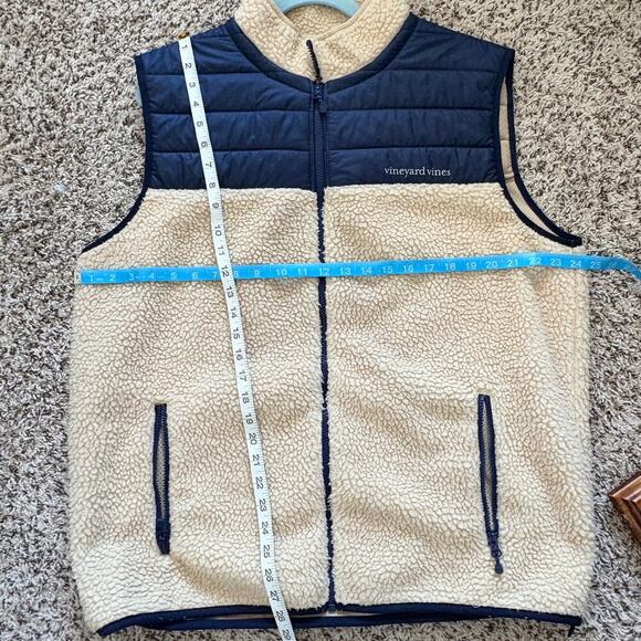 Vineyard Vines Sherpa Fleece Vest Tan Navy XL Cabincore Preppy Cozycore - Picture 9 of 9